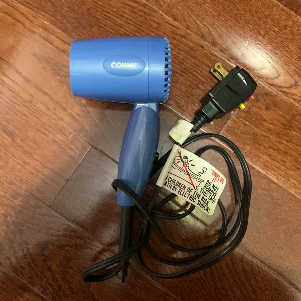 Conair Ocean Blue Travel Size Mini Blowdryer